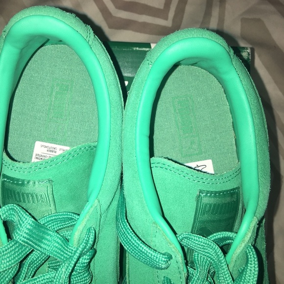 PUMA  Suede Classic Ice Mix Sneakers 🧪 - Picture 2 of 4